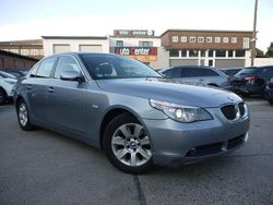 Grau Gebraucht 2005 BMW 523 Advantage Limousine | 7.999 € (Etwas zu teuer)