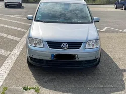 Blau Gebraucht 2006 VW Touran Van / Kleinbus | 2.200 € (Guter Preis)