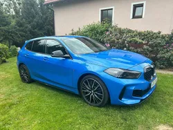 Blau Gebraucht 2023 BMW M135 Comfort Edition Kleinwagen | 33.000 € (Fairer Preis)