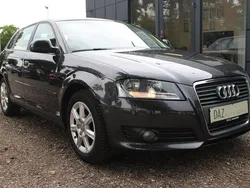 Grau Gebraucht 2009 Audi A3 Sportback Ambiente Limousine | 7.495 € (Fairer Preis)
