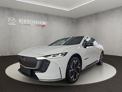 Crystal white pearl Neu 2025 Mazda 6e Takumi-Line Limousine | 38.760 € (Superpreis)