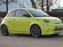Acid green Gebraucht 2023 Abarth 500e Scorpionissima Kleinwagen | 29.990 € (Fairer Preis)