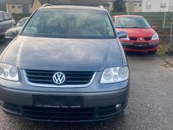 Grün Gebraucht 2006 VW Touran Van / Kleinbus | 2.200 € (Fairer Preis)