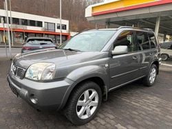 Grau Gebraucht 2007 Nissan X-Trail SUV | 2.990 € (Guter Preis)