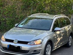 Grau Gebraucht 2016 VW Golf VII Kombi | 7.000 € (Etwas zu teuer)