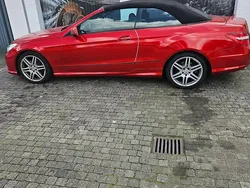 Grau Gebraucht 2011 Mercedes E200 Cabrio | 16.000 €