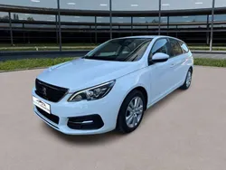 Weiß Gebraucht 2019 Peugeot 308 Active Kombi | 9.980 € (Fairer Preis)