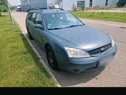 Grau Gebraucht 2003 Ford Mondeo Kombi | 1.200 € (Fairer Preis)
