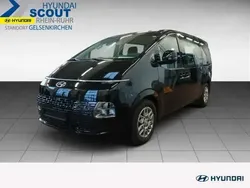Abyss black (metallic) Gebraucht 2024 Hyundai Staria Van | 44.740 € (Fairer Preis)