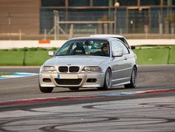 Silber Gebraucht 1999 BMW 323 M Sport Coupé | 9.450 €