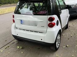 Weiß Gebraucht 2010 Smart ForTwo Coupé Coupé | 3.500 € (Fairer Preis)