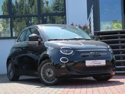 Schwarz Gebraucht 2021 Fiat 500e Limousine | 14.900 € (Superpreis)