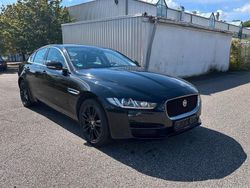Schwarz Gebraucht 2017 Jaguar XE Prestige Limousine | 6.500 €
