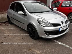 Silber Gebraucht 2006 Renault Clio III Kleinwagen | 2.700 € (Fairer Preis)