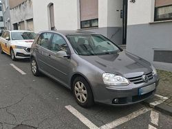 Grau Gebraucht 2007 VW Golf V Goal Kleinwagen | 2.750 € (Fairer Preis)
