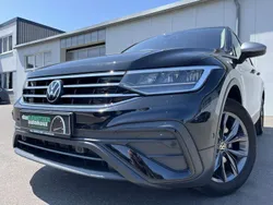 Deep black Gebraucht 2023 VW Tiguan Allspace Move SUV | 37.860 € (Guter Preis)