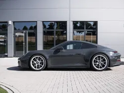 Grau Gebraucht 2022 Porsche 992 | 210.900 € (Etwas zu teuer)