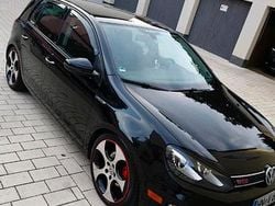 Schwarz Gebraucht 2009 VW Golf VI GTI Kleinwagen | 8.500 €