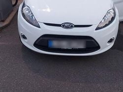 Weiß Gebraucht 2012 Ford Fiesta Trend Kleinwagen | 2.100 € (Guter Preis)