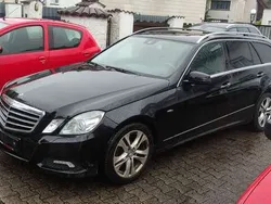 Schwarz Gebraucht 2009 Mercedes E350 Avantgarde Kombi | 3.000 € (Superpreis)