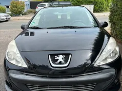 Schwarz Gebraucht 2010 Peugeot 206+ Kleinwagen | 2.200 € (Etwas zu teuer)