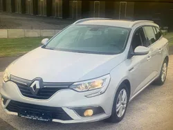 Grau Gebraucht 2020 Renault Mégane GrandTour Business Kombi | 14.900 € (Etwas zu teuer)