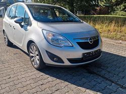 Silber Gebraucht 2010 Opel Meriva Innovation Van / Kleinbus | 5.200 € (Fairer Preis)