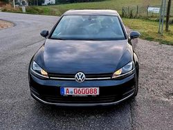 Schwarz Gebraucht 2016 VW Golf VII Highline Limousine | 11.950 € (Fairer Preis)