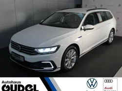 Pure white Gebraucht 2020 VW Passat GTE Kombi | 17.670 € (Superpreis)