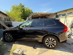 Schwarz Gebraucht 2023 Volvo XC60 Plus SUV | 40.500 € (Superpreis)