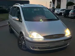 Silber Gebraucht 2004 Ford Galaxy Van / Kleinbus | 2.000 € (Guter Preis)
