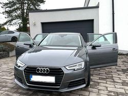 Grau Gebraucht 2016 Audi A4 Limousine | 16.900 € (Fairer Preis)