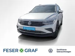 Oryxweiß perlmutteffekt Gebraucht 2023 VW Tiguan Move SUV | 26.880 € (Superpreis)
