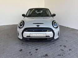 White silver met. Gebraucht 2022 Mini Cooper SE Kleinwagen | 18.798 € (Fairer Preis)
