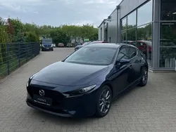 Deep crystal blue Gebraucht 2022 Mazda 3 Limousine | 25.800 € (Fairer Preis)