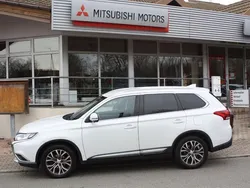 Weiß Gebraucht 2018 Mitsubishi Outlander Edition+ SUV | 18.900 € (Fairer Preis)
