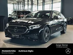 Obsidianschwarz (metallic) Gebraucht 2023 Mercedes E200 AMG Limousine | 46.949 € (Etwas zu teuer)