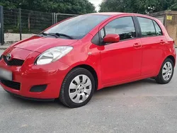 Rot Gebraucht 2009 Toyota Yaris Kleinwagen | 1.800 € (Fairer Preis)