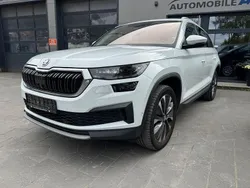 Weiß Gebraucht 2022 Skoda Kodiaq Tour SUV | 27.999 € (Guter Preis)