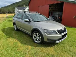 Beige Gebraucht 2017 Skoda Octavia Kombi | 12.390 € (Fairer Preis)