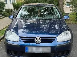 Blau Gebraucht 2004 VW Golf V Kleinwagen | 1.700 € (Guter Preis)