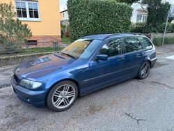 Blau Gebraucht 2005 BMW 320 Kombi | 3.900 €