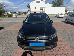 Schwarz Gebraucht 2018 VW Golf Sportsvan Highline Van / Kleinbus | 14.490 € (Fairer Preis)