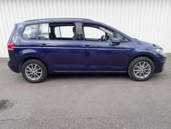 Blau Gebraucht 2022 VW Touran Highline Van / Kleinbus | 25.599 € (Guter Preis)