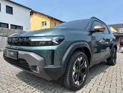 Grün Gebraucht 2024 Dacia Duster Extreme SUV | 26.900 € (Fairer Preis)