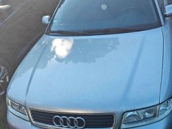 Silber Gebraucht 2000 Audi A4 Limousine | 2.380 € (Guter Preis)
