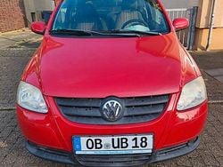 Rot Gebraucht 2006 VW Fox Kleinwagen | 1.200 € (Guter Preis)