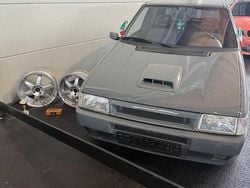 Grau Gebraucht 1990 Fiat Uno Kleinwagen | 22.500 €