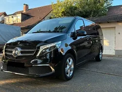 Schwarz Gebraucht 2021 Mercedes V220 Avantgarde Van / Kleinbus | 37.900 € (Guter Preis)