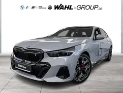Grau Gebraucht 2024 BMW i5 M Sport Limousine | 65.390 €